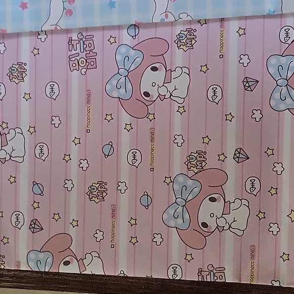 Sanrio Hello Kitty, My Melody & Cinnamon Roll Wrapping Paper - Picture 2 of 4